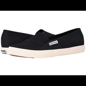 Superga Unisex Slip-On Canvas Sneaker